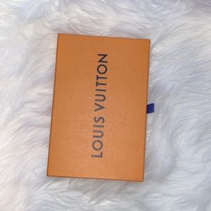 Authentic Louis Vuitton Box. ✨